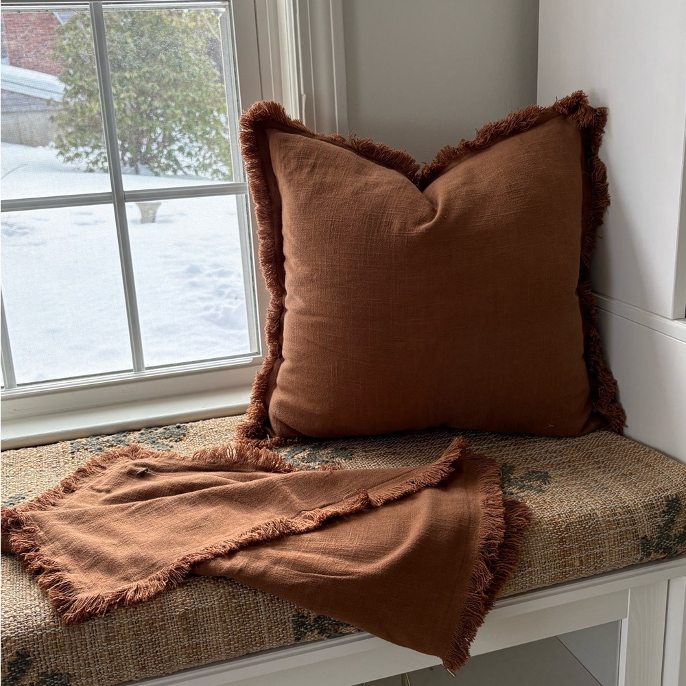 2 ATLINIA Linen Fringed Throw Pillow Covers 20'' x 20''